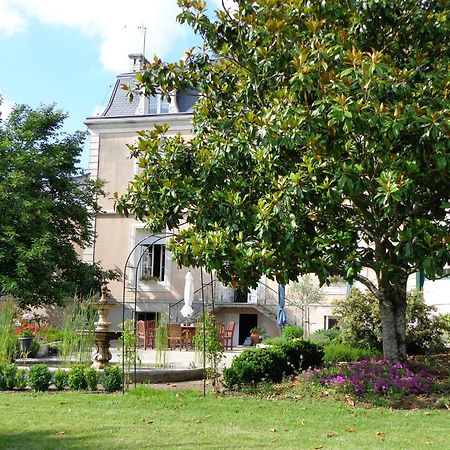 La Maison Ribotteau L'Isle-Jourdain  Exterior photo